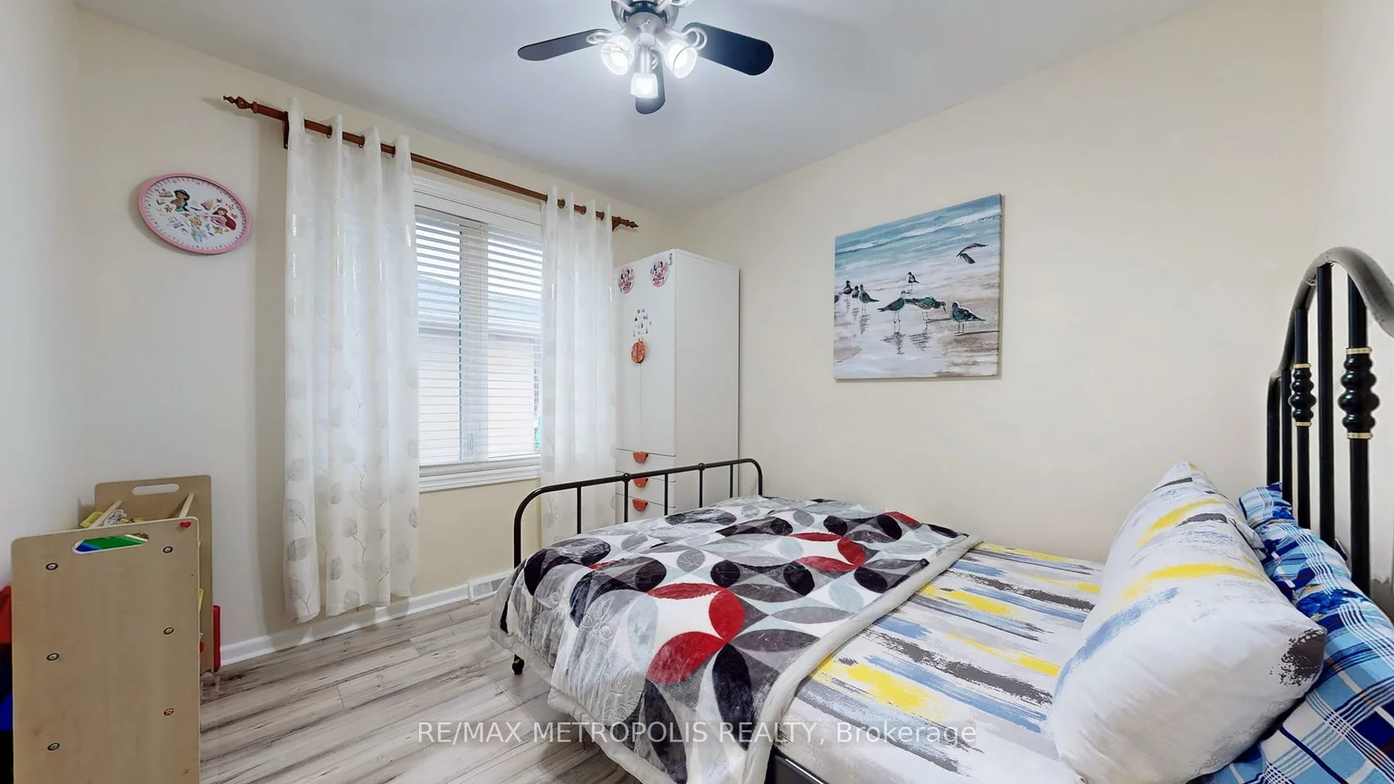 65, Alhart, Thistletown-Beaumonde Heights, Toronto