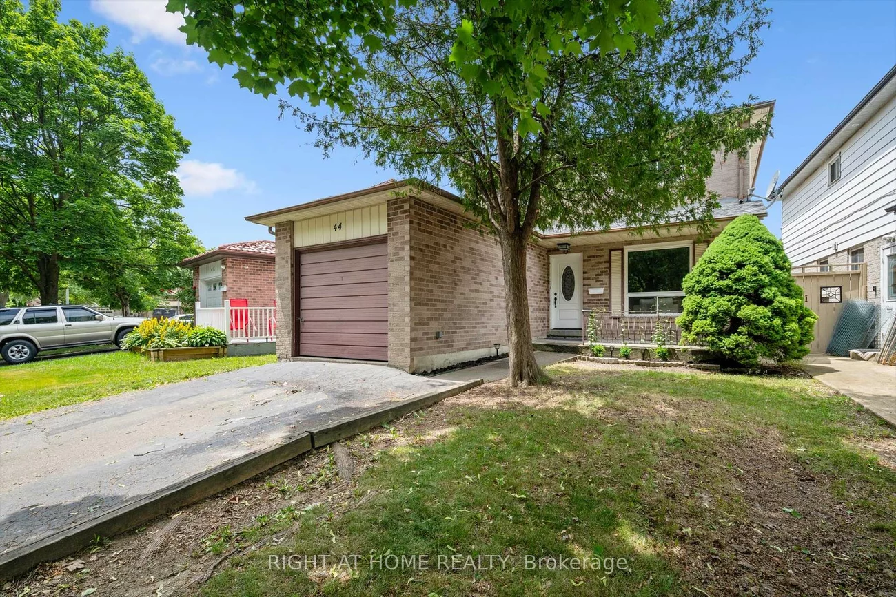 44, Autumn Glen, West Humber-Clairville, Toronto
