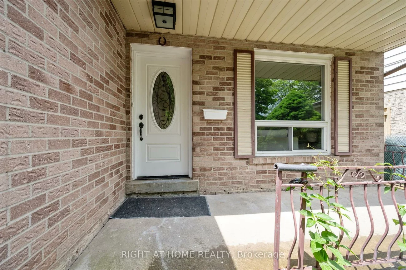 44, Autumn Glen, West Humber-Clairville, Toronto
