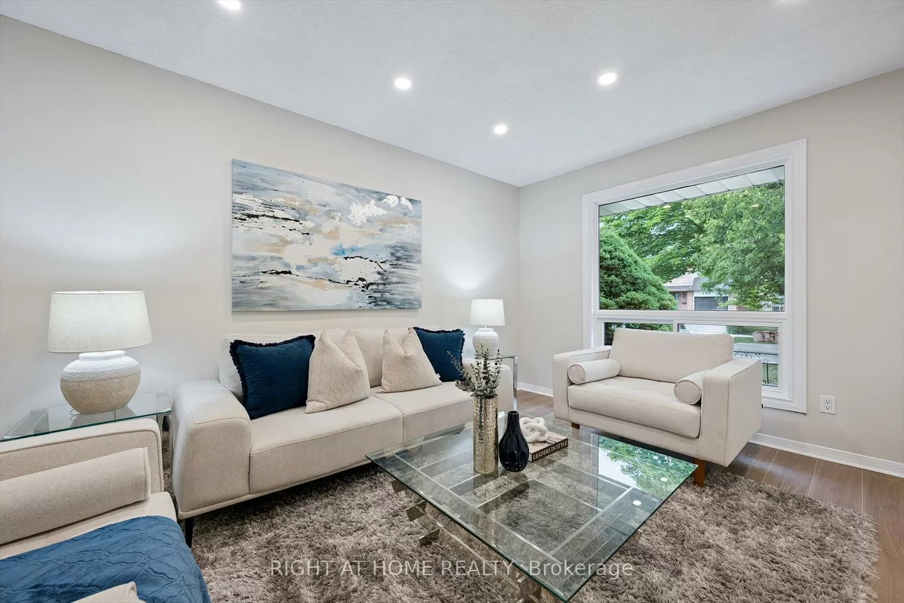 44, Autumn Glen, West Humber-Clairville, Toronto
