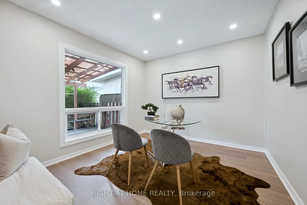 44, Autumn Glen, West Humber-Clairville, Toronto