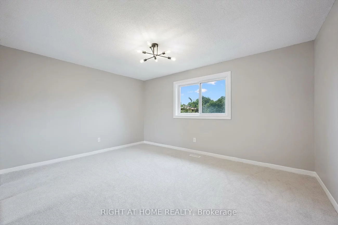 44, Autumn Glen, West Humber-Clairville, Toronto