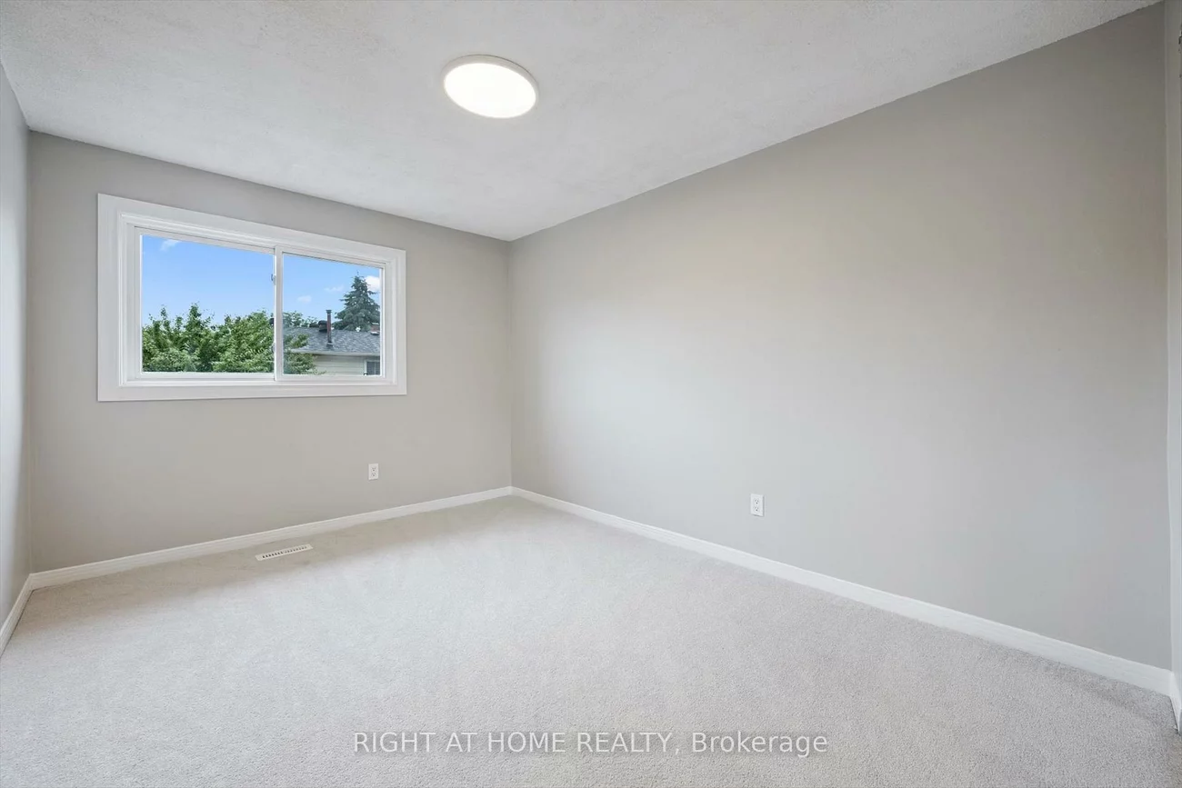 44, Autumn Glen, West Humber-Clairville, Toronto