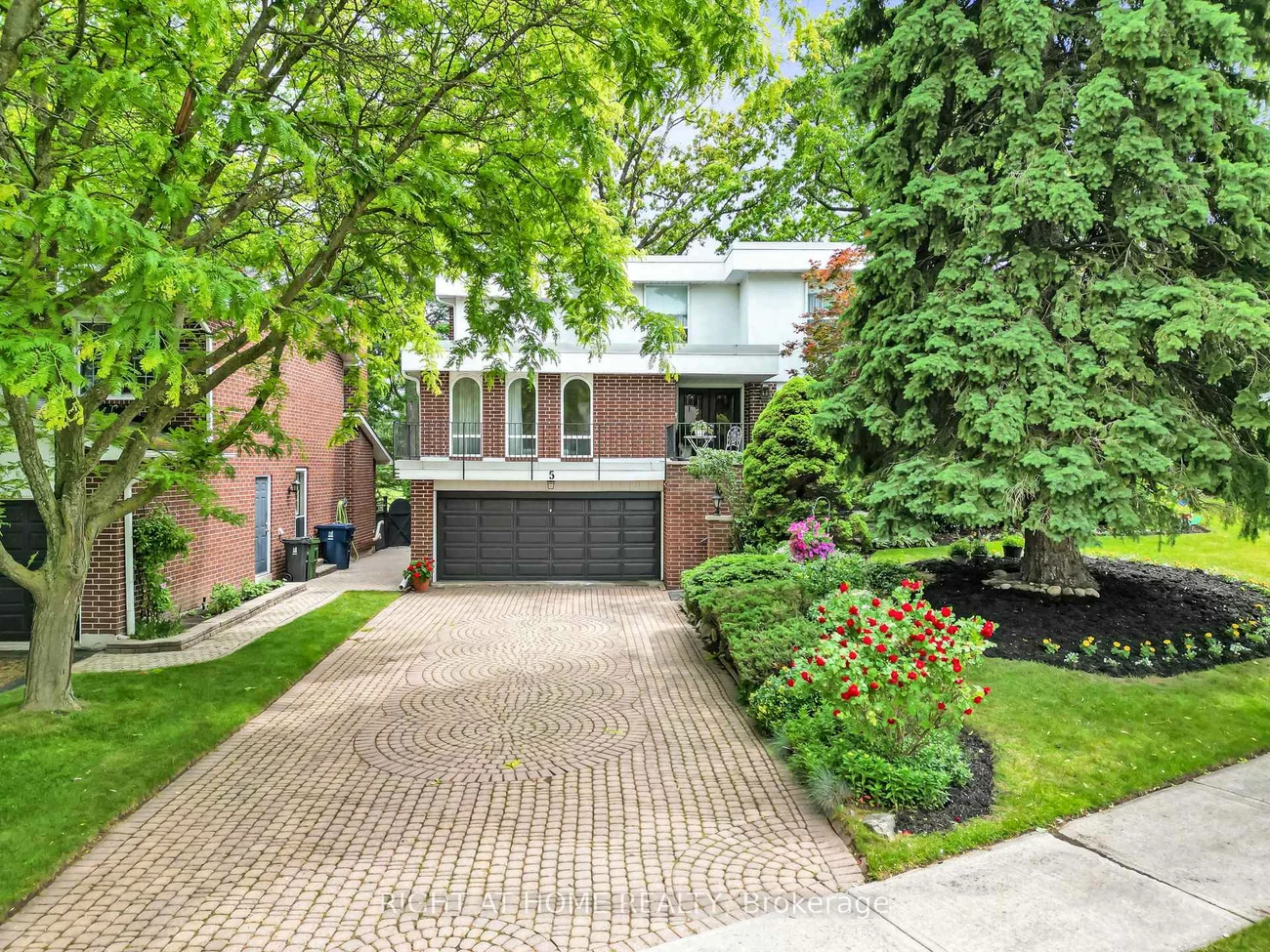 5, Poplar Heights, Edenbridge-Humber Valley, Toronto