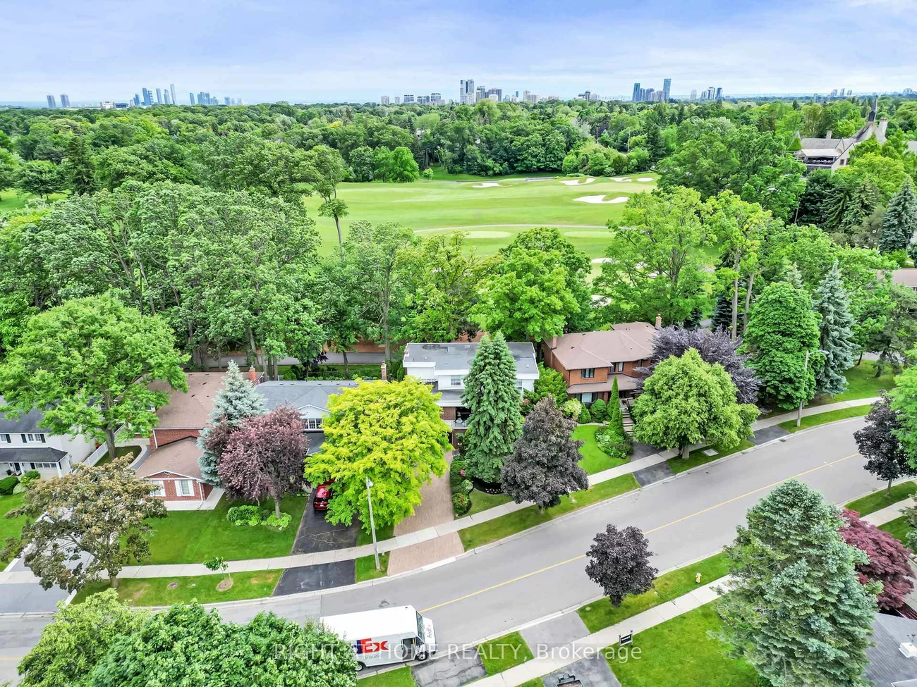 5, Poplar Heights, Edenbridge-Humber Valley, Toronto