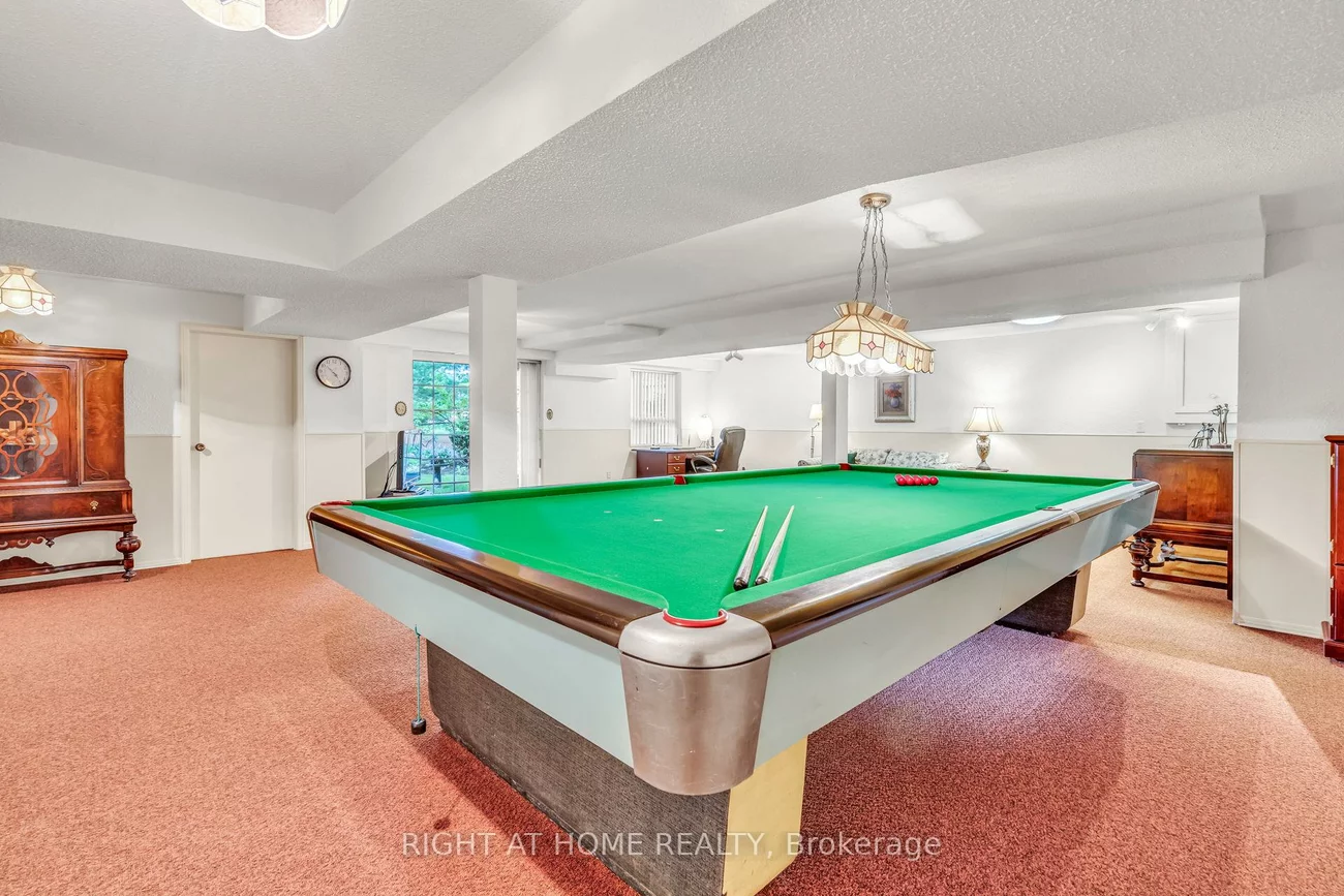 5, Poplar Heights, Edenbridge-Humber Valley, Toronto