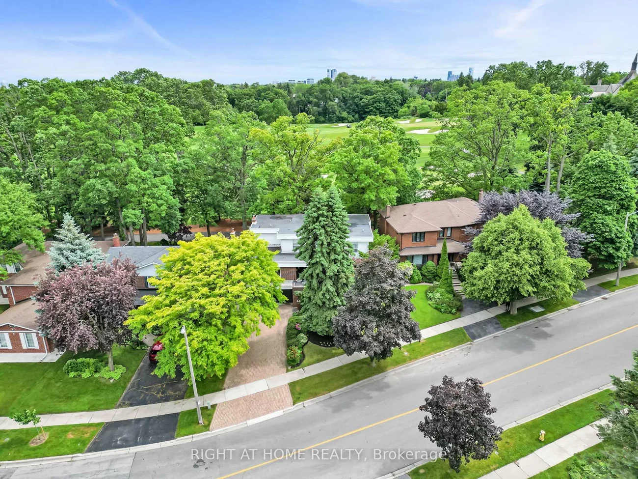 5, Poplar Heights, Edenbridge-Humber Valley, Toronto