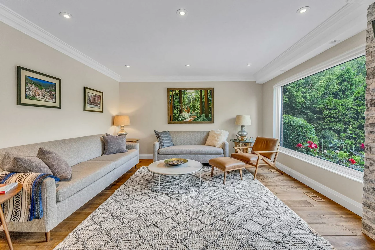 53, Decarie, Eringate-Centennial-West Deane, Toronto