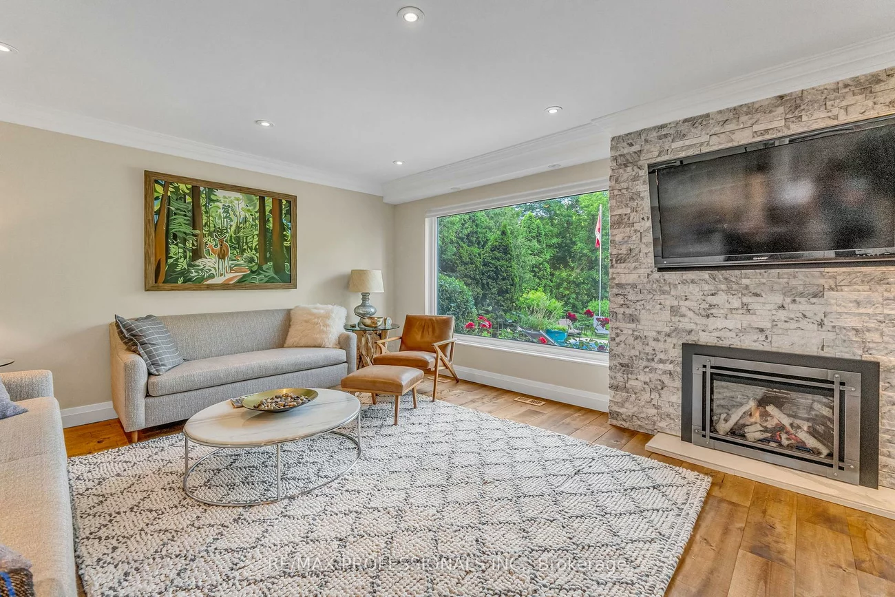 53, Decarie, Eringate-Centennial-West Deane, Toronto
