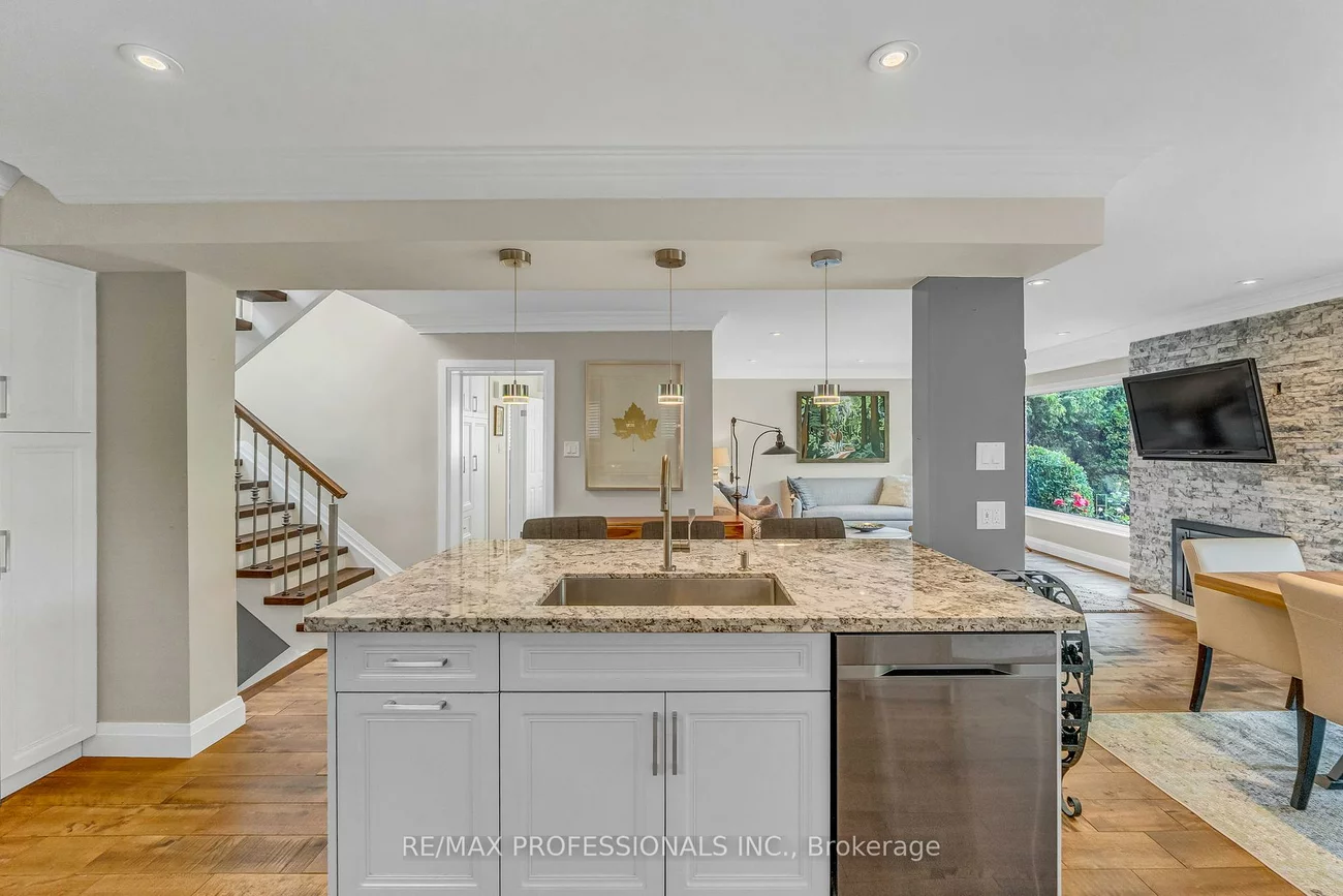 53, Decarie, Eringate-Centennial-West Deane, Toronto