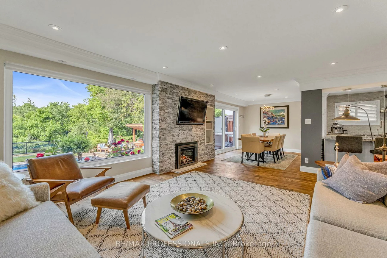 53, Decarie, Eringate-Centennial-West Deane, Toronto