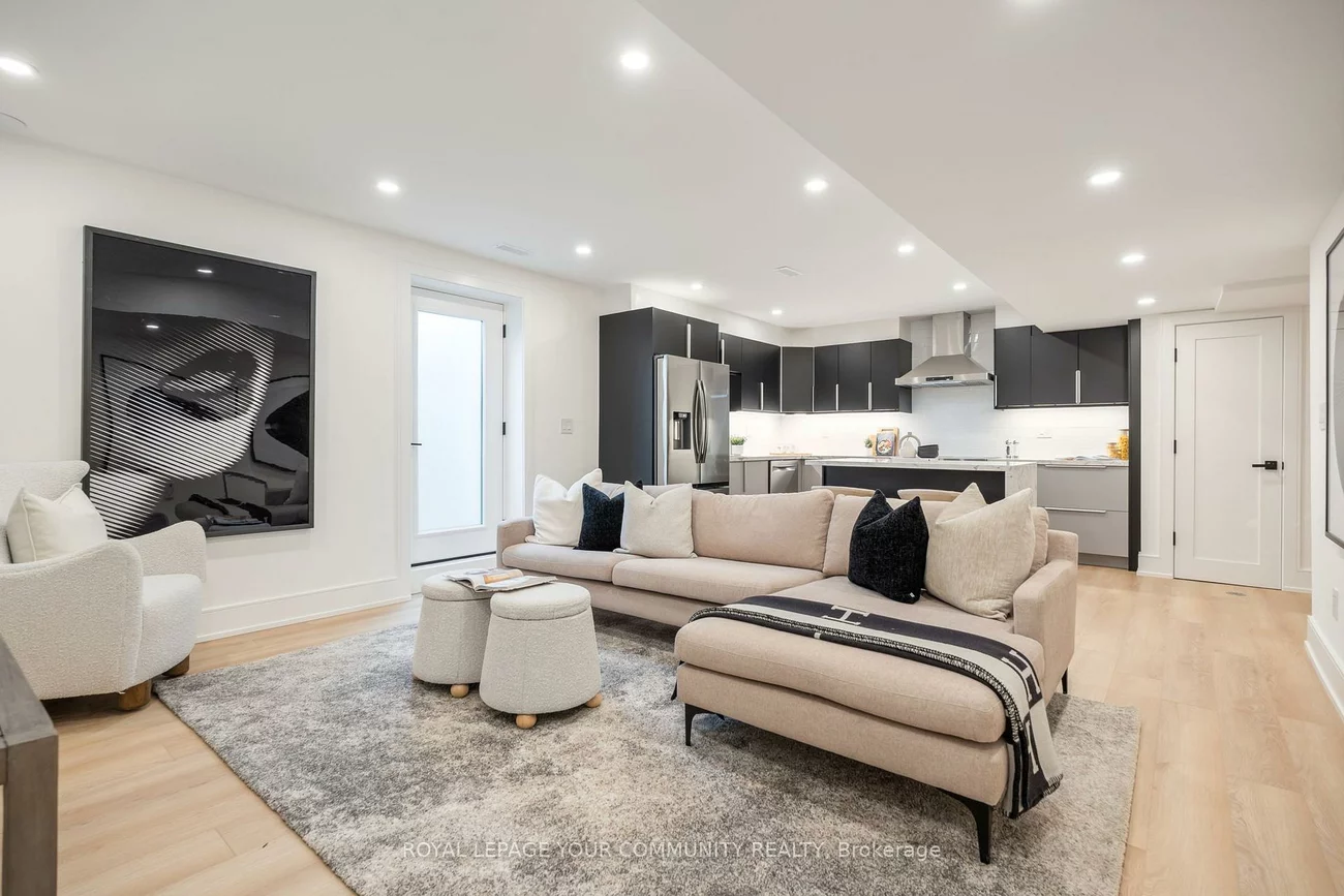 14, Ranwood, Humberlea-Pelmo Park W4, Toronto