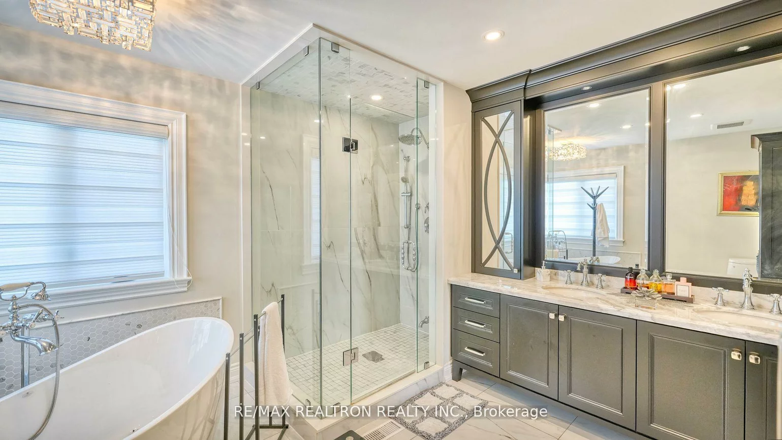 13, Bourdon, Rustic, Toronto
