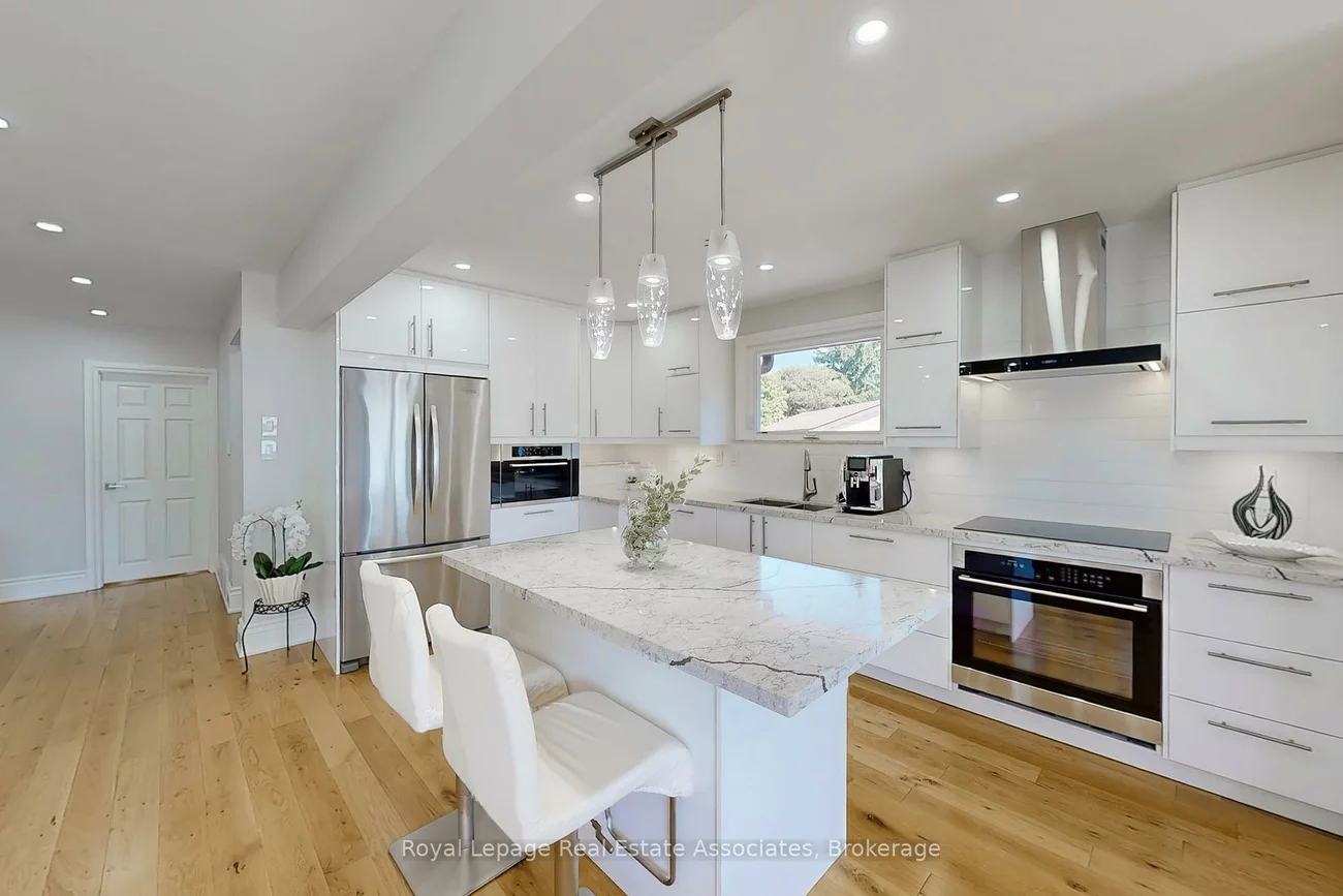 68, Vanguard, Islington-City Centre West, Toronto