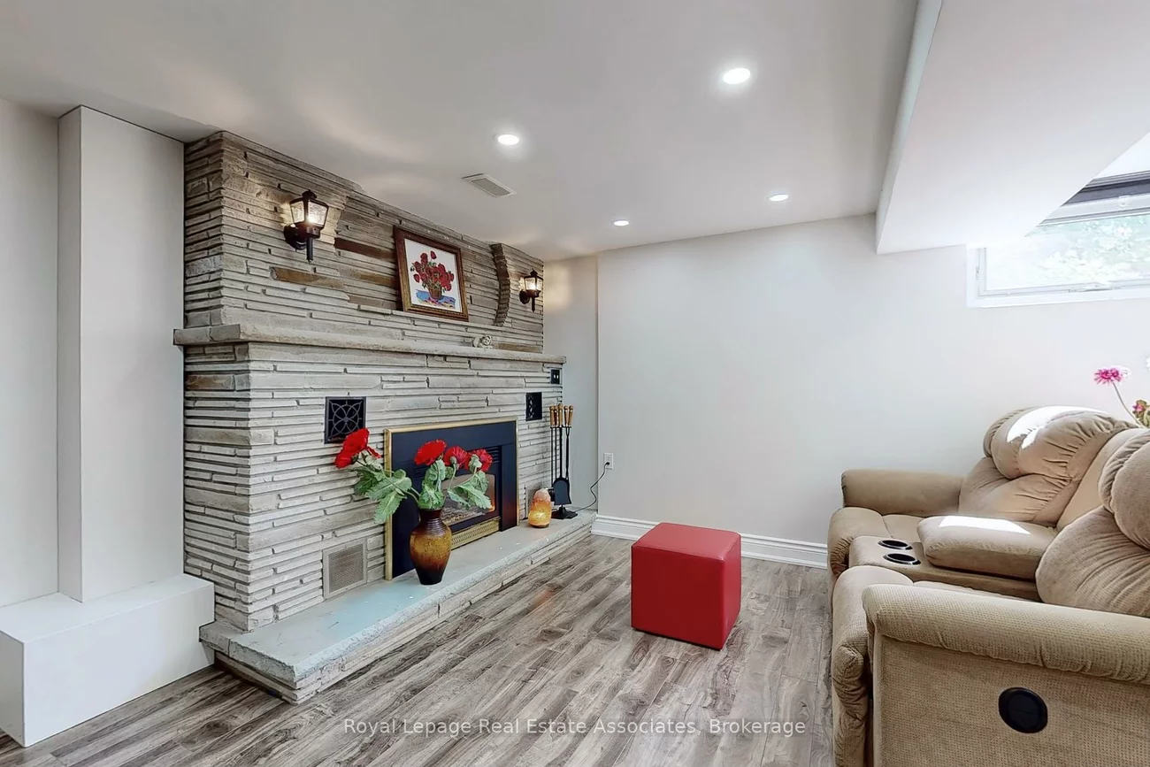 68, Vanguard, Islington-City Centre West, Toronto