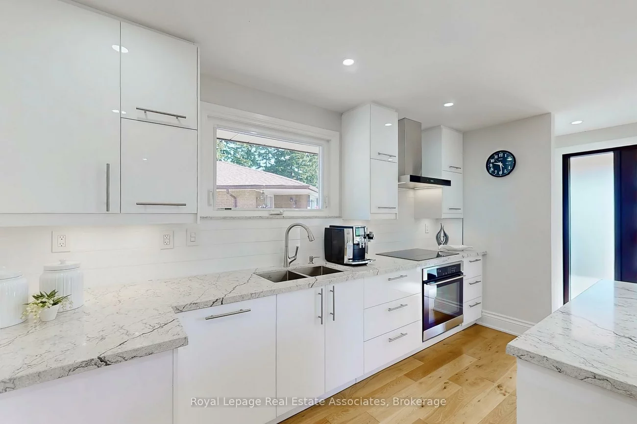 68, Vanguard, Islington-City Centre West, Toronto
