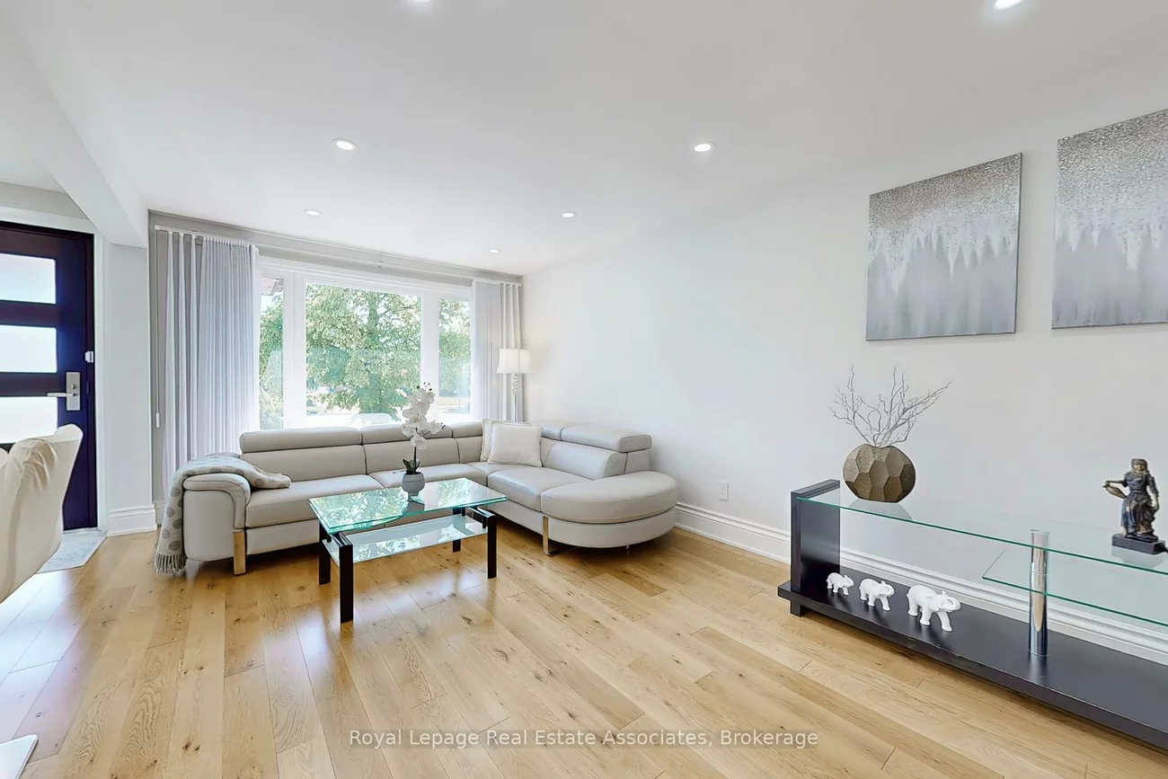 68, Vanguard, Islington-City Centre West, Toronto