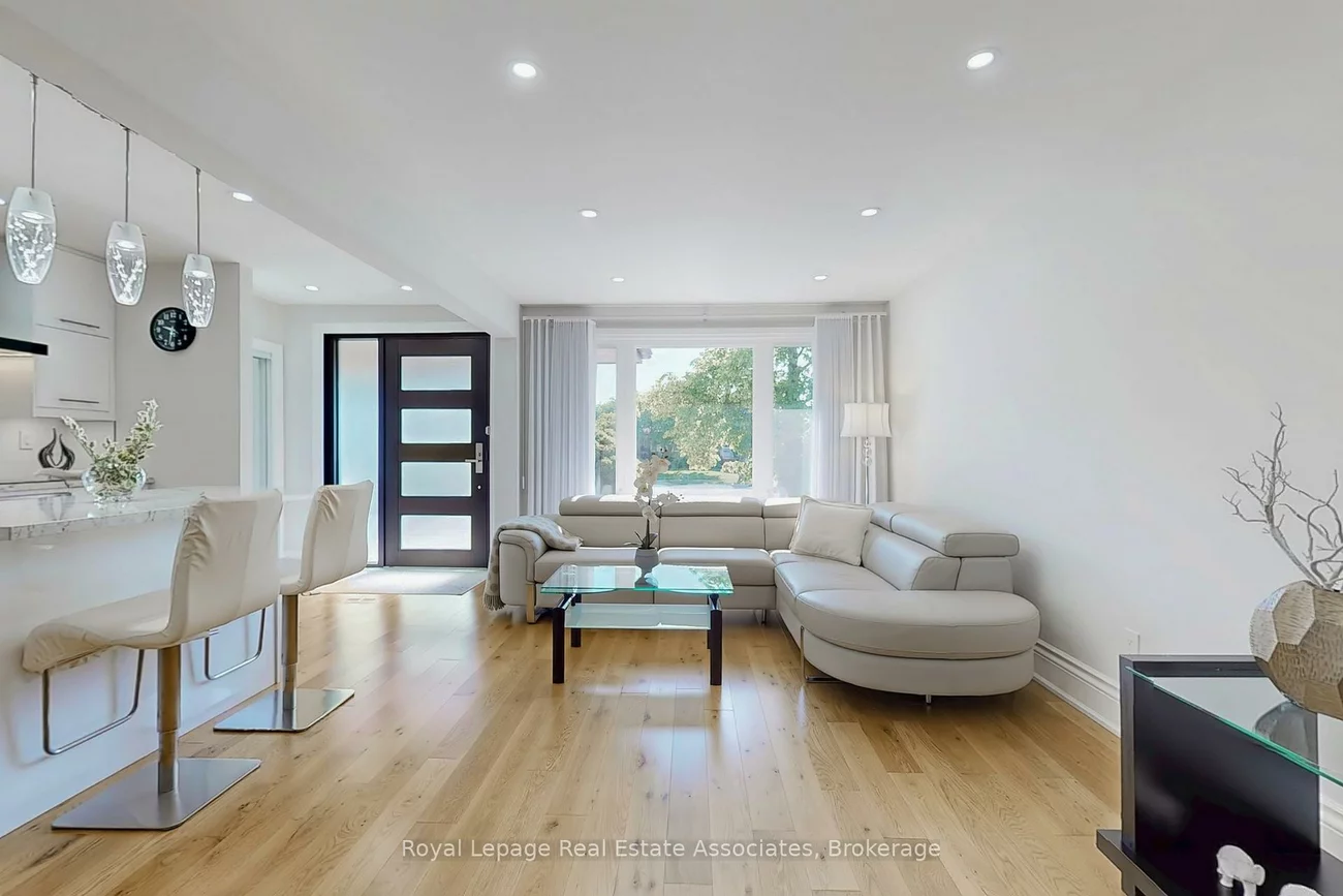 68, Vanguard, Islington-City Centre West, Toronto