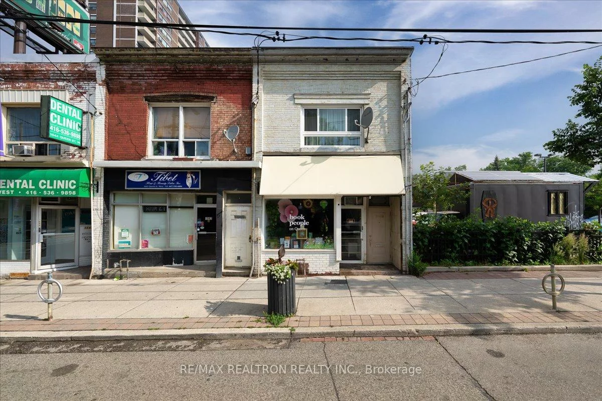 1640, Queen, Roncesvalles, Toronto