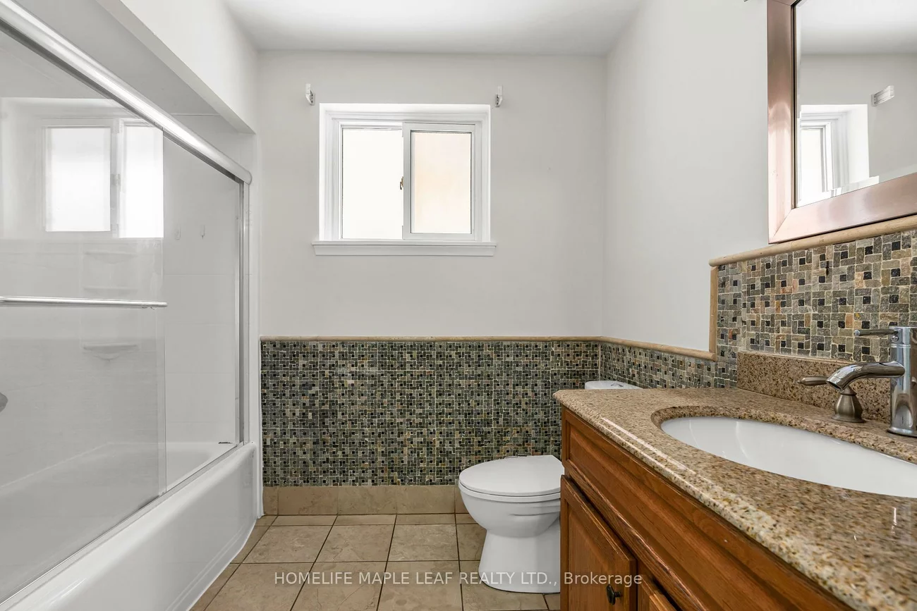 22, Vange, Mount Olive-Silverstone-Jamestown, Toronto