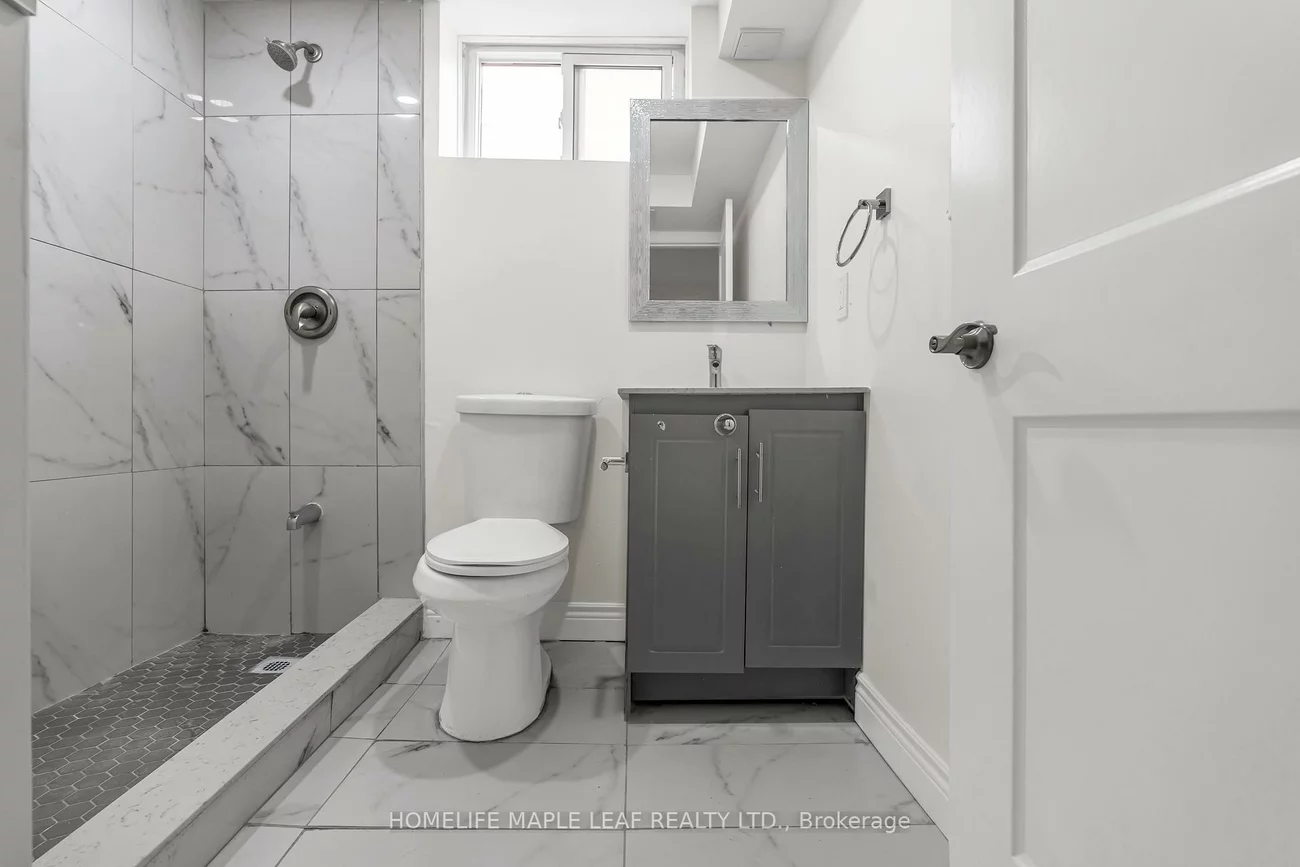 22, Vange, Mount Olive-Silverstone-Jamestown, Toronto