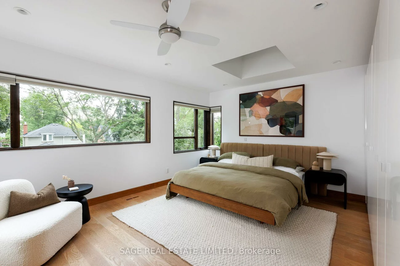 5, Bermuda, Stonegate-Queensway, Toronto