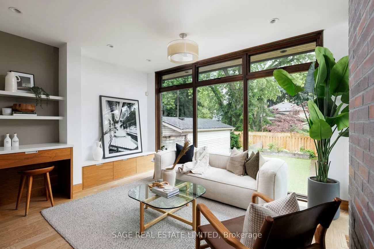 5, Bermuda, Stonegate-Queensway, Toronto