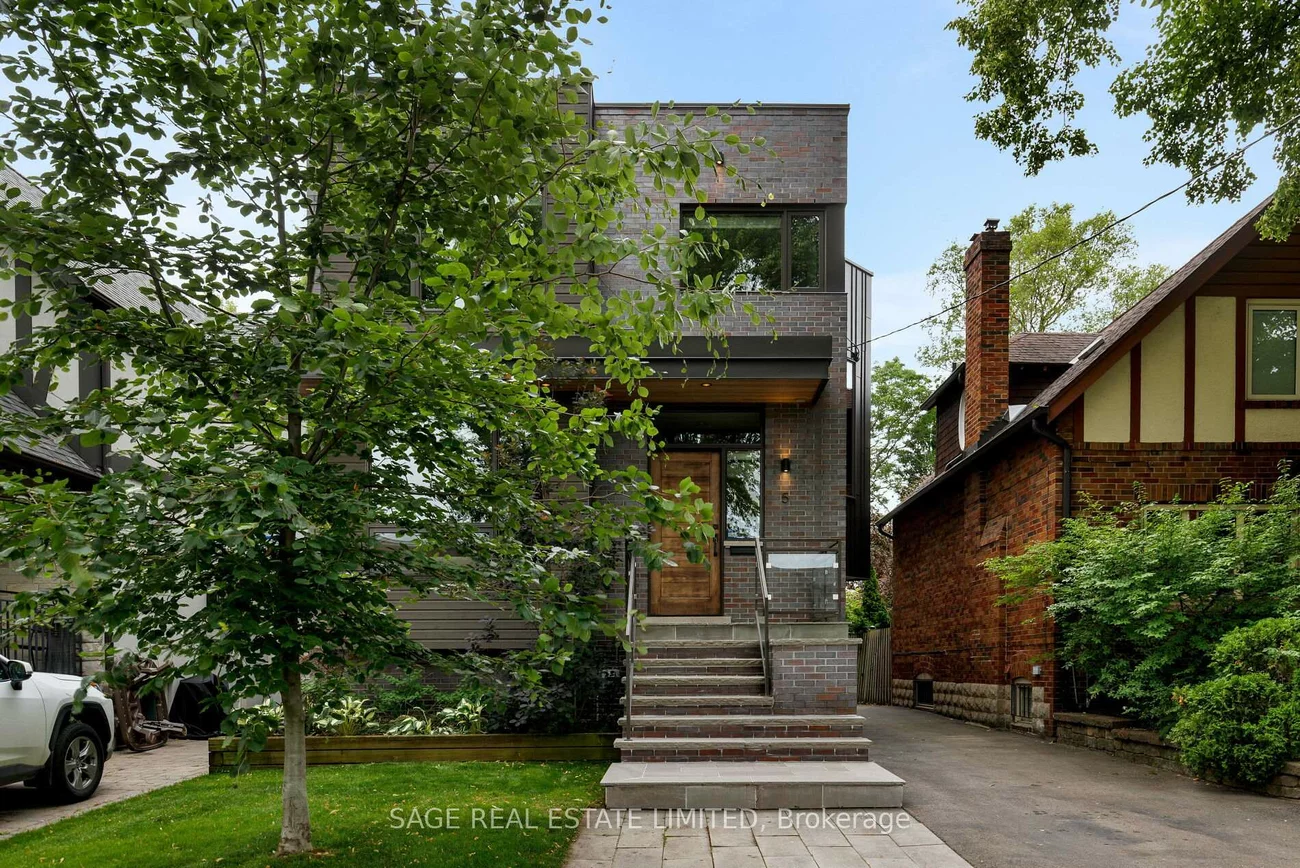 5, Bermuda, Stonegate-Queensway, Toronto