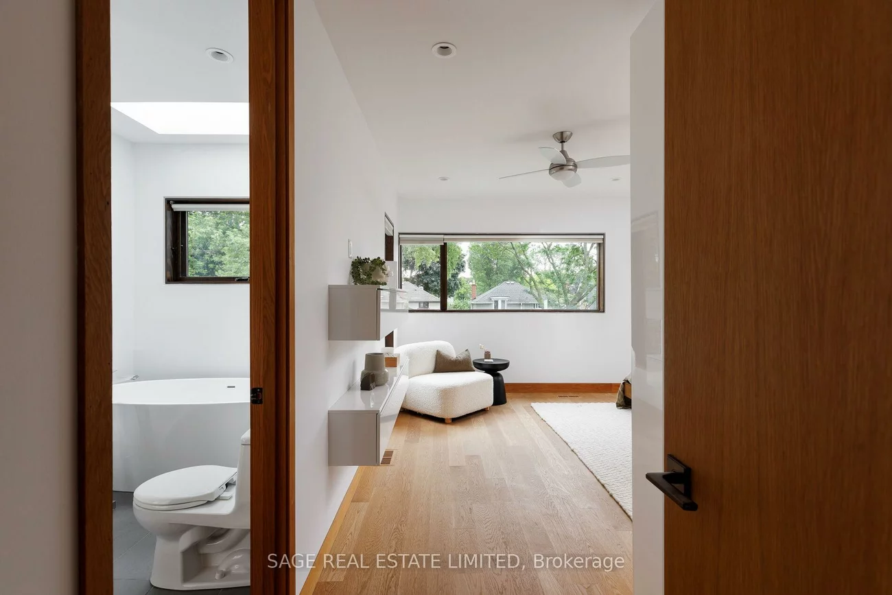 5, Bermuda, Stonegate-Queensway, Toronto