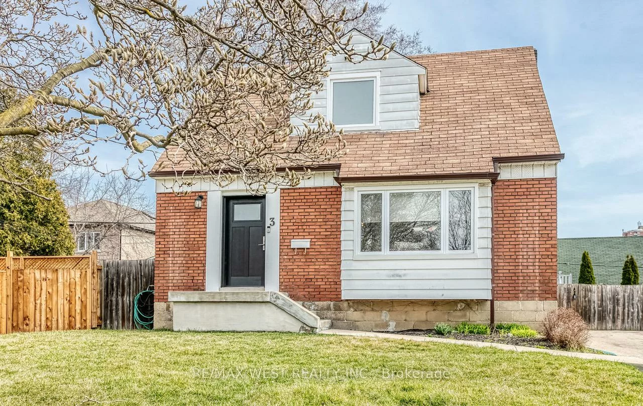 3, Greenacres, Beechborough-Greenbrook, Toronto