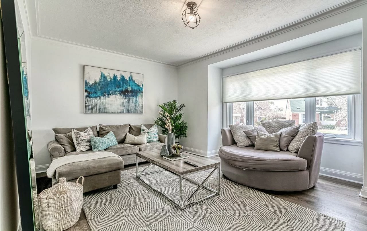 3, Greenacres, Beechborough-Greenbrook, Toronto