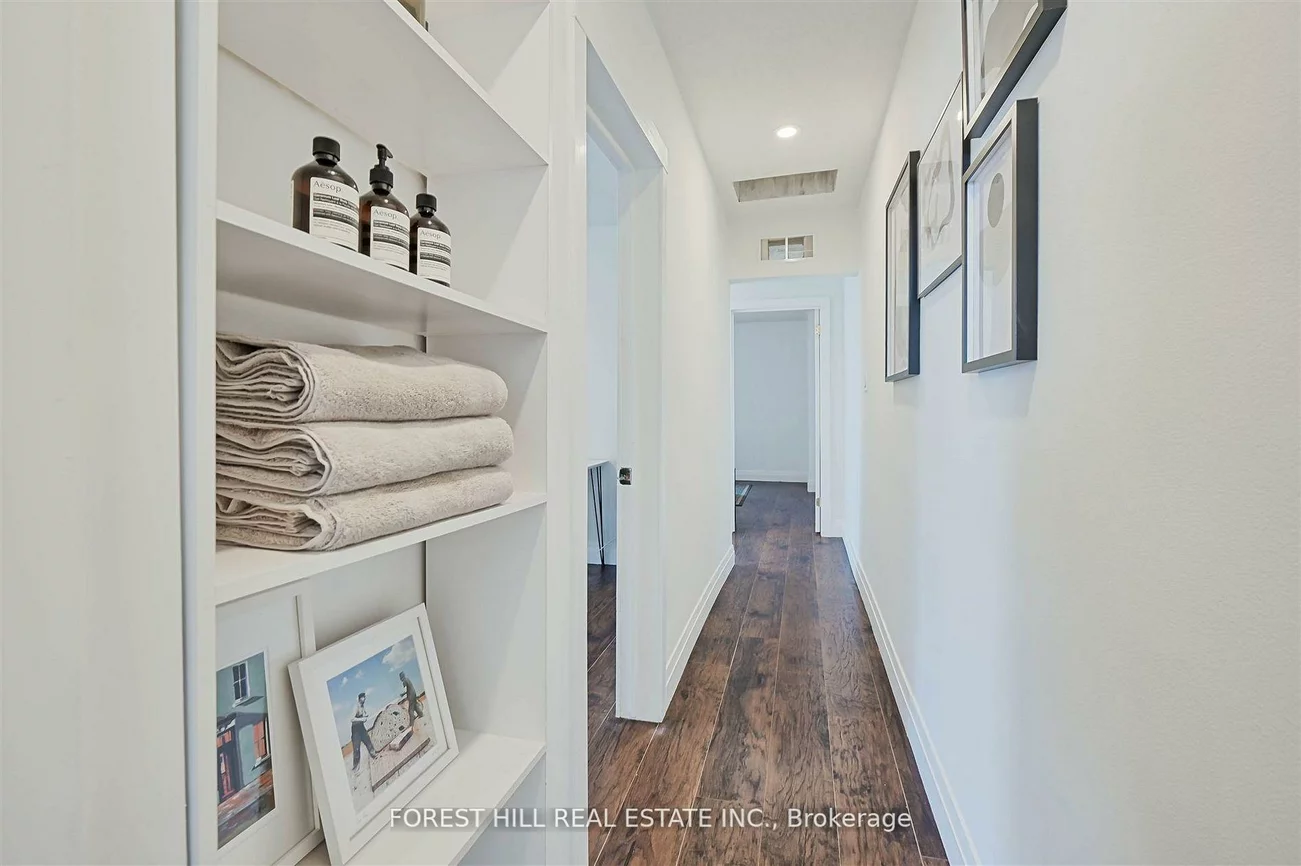 135, Fifth, New Toronto, Toronto