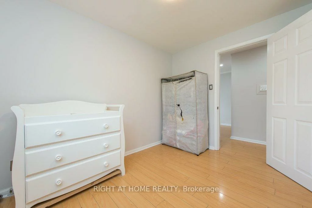 115, St Lucie, Humbermede, Toronto