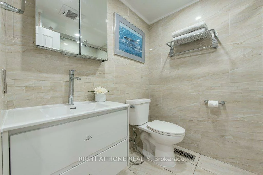 115, St Lucie, Humbermede, Toronto