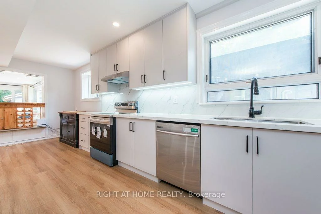 115, St Lucie, Humbermede, Toronto