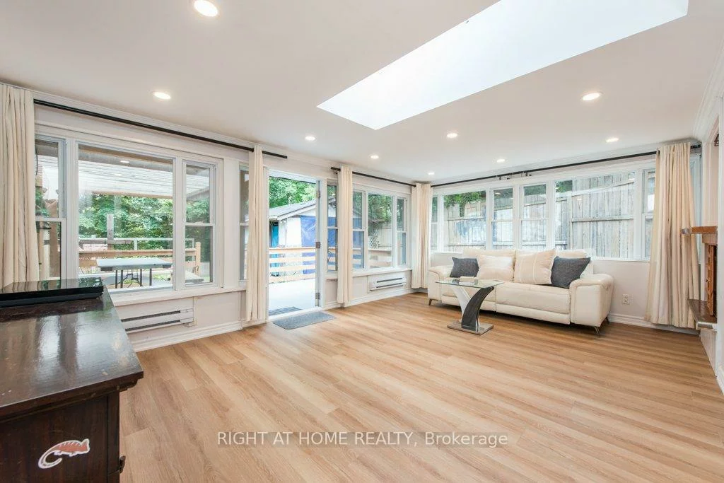 115, St Lucie, Humbermede, Toronto