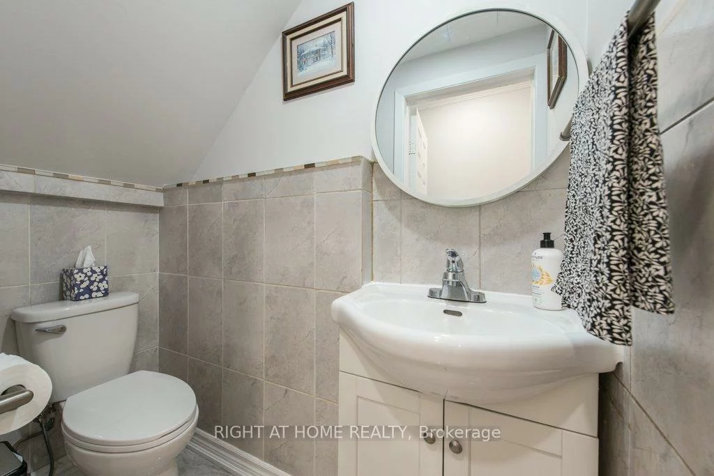 115, St Lucie, Humbermede, Toronto