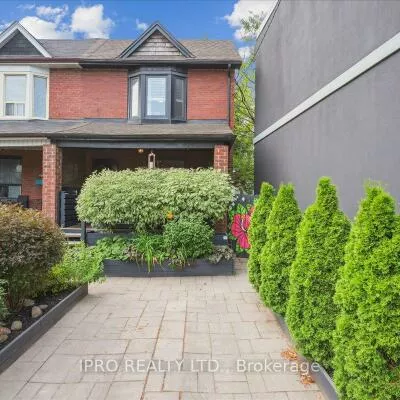 2043, Davenport, Weston-Pellam Park, Toronto