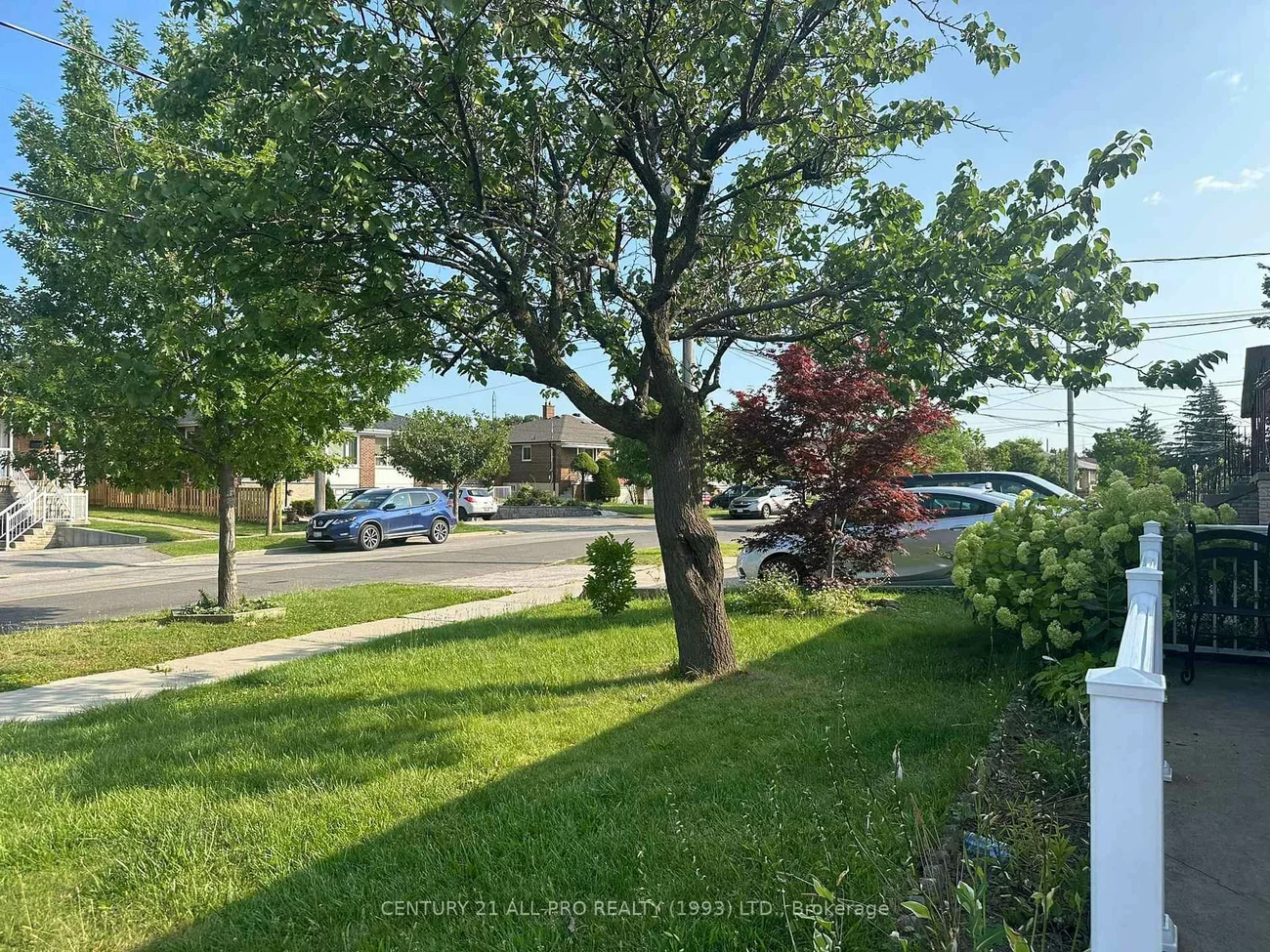 84, Goldsboro, Humber Summit, Toronto