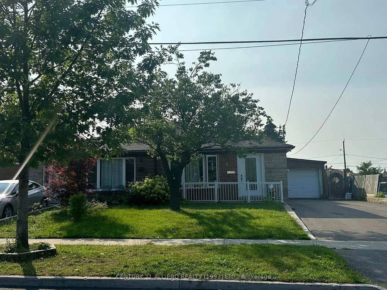 84, Goldsboro, Humber Summit, Toronto