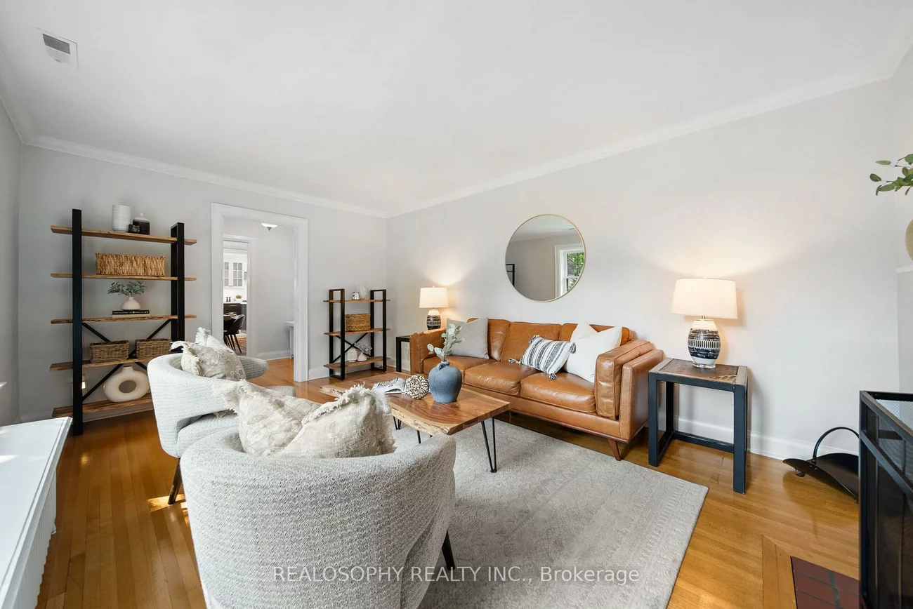 9, Edgemore, Stonegate-Queensway, Toronto