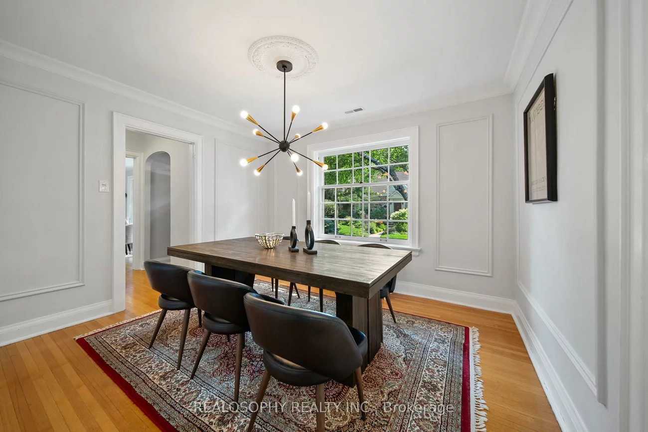 9, Edgemore, Stonegate-Queensway, Toronto