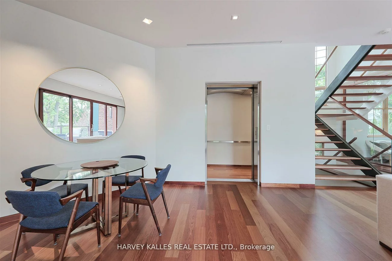 89, Kingsway, Kingsway South, Toronto