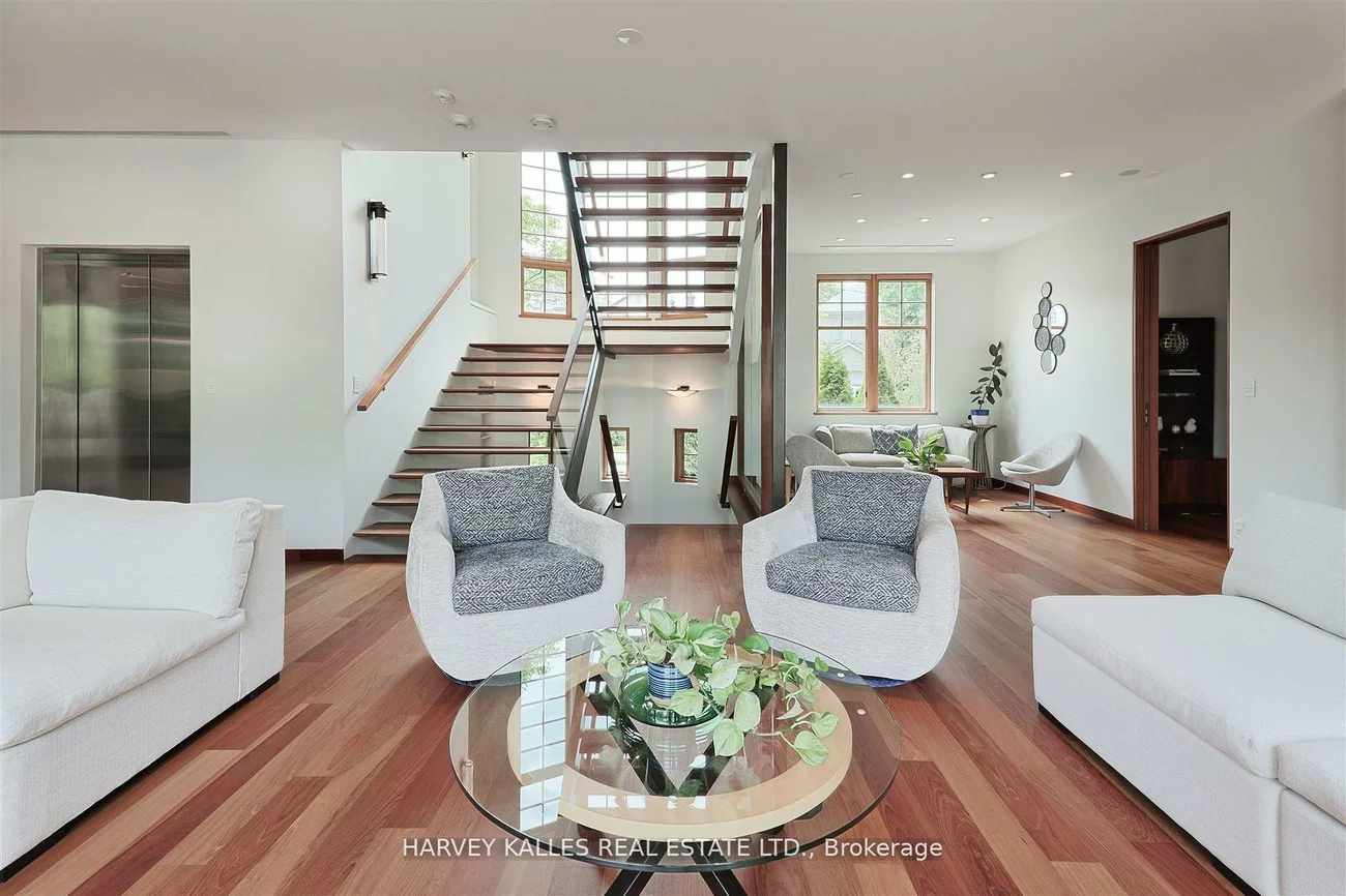 89, Kingsway, Kingsway South, Toronto