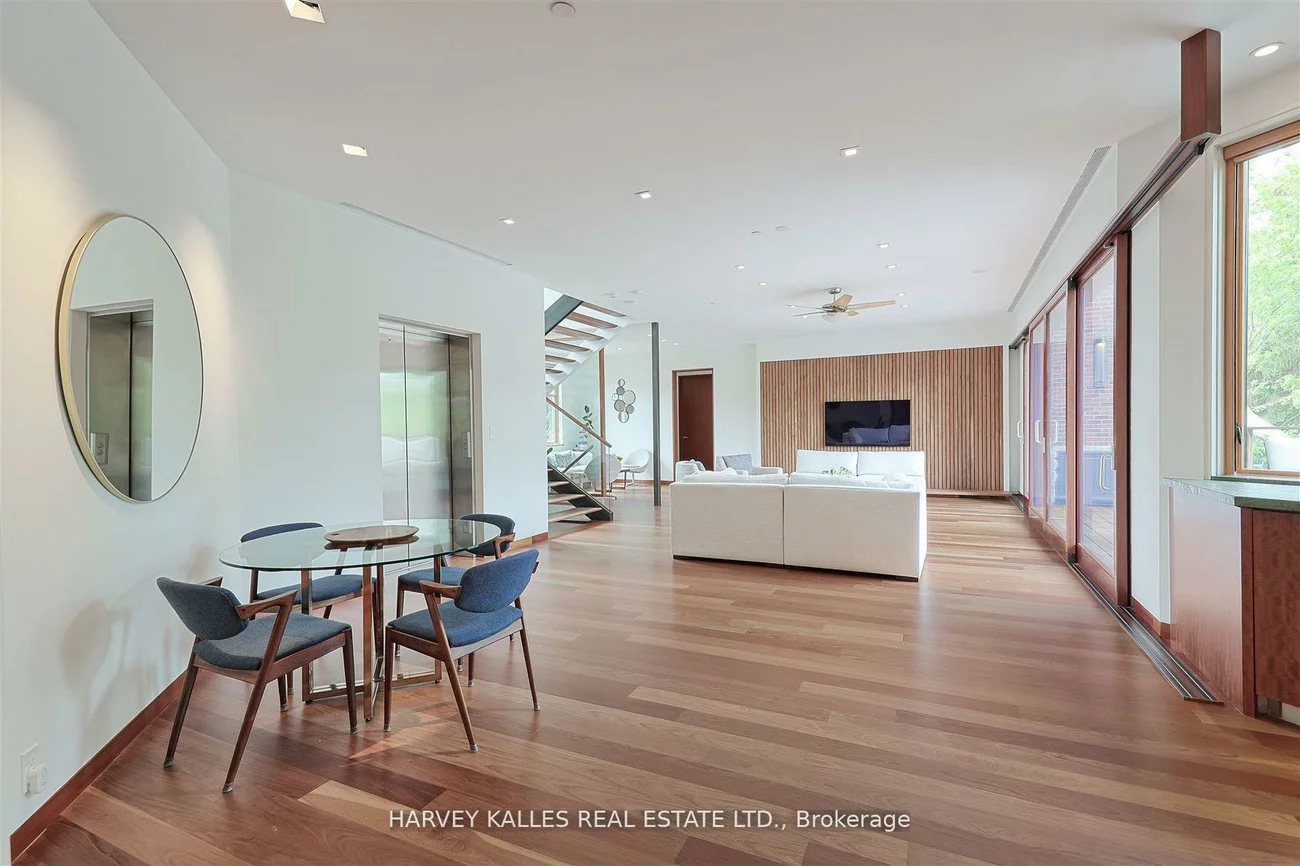 89, Kingsway, Kingsway South, Toronto
