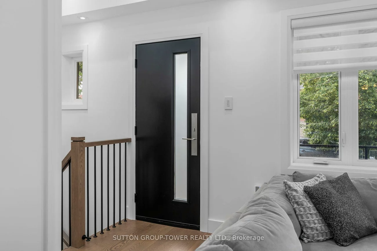 560, Glen Park, Yorkdale-Glen Park, Toronto