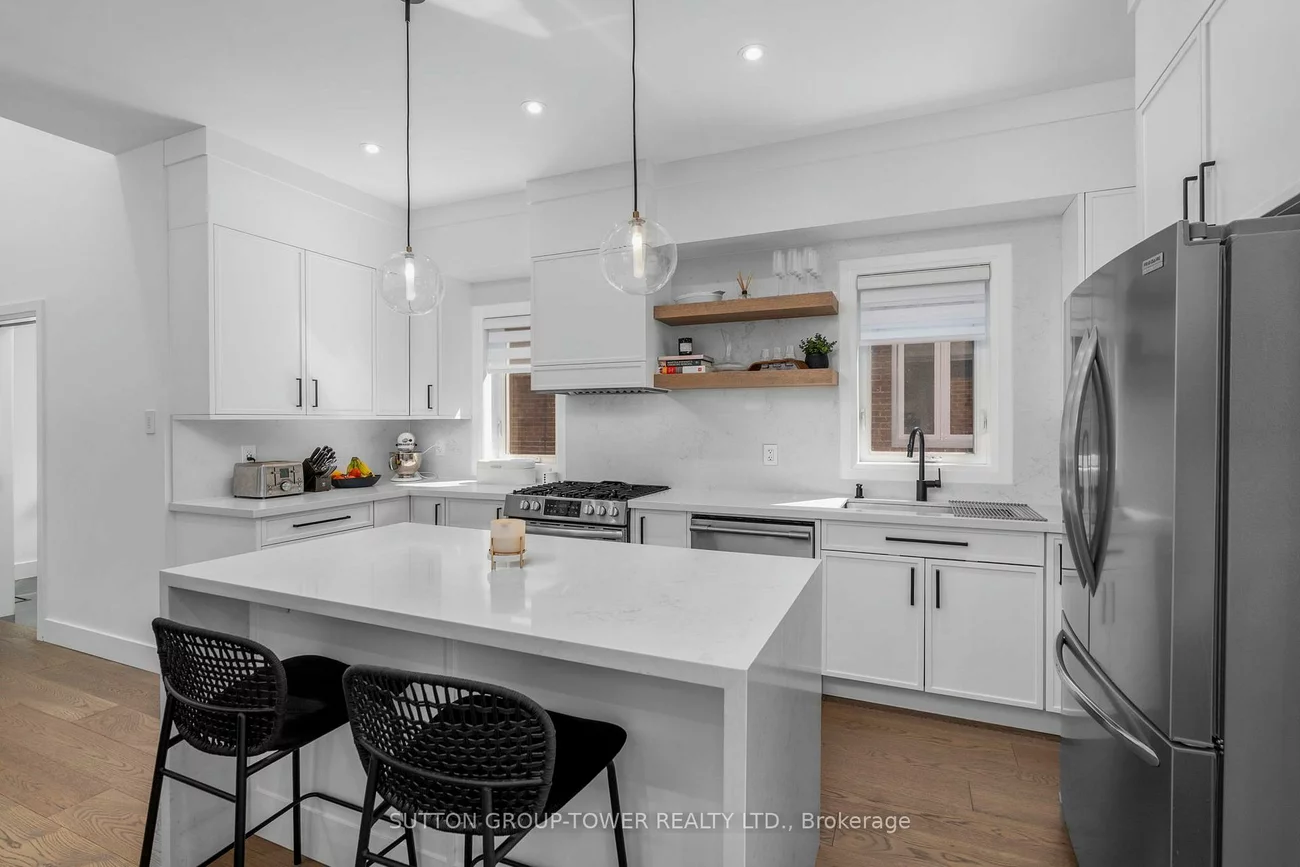 560, Glen Park, Yorkdale-Glen Park, Toronto