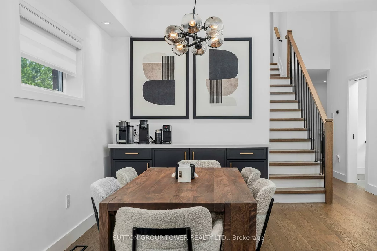 560, Glen Park, Yorkdale-Glen Park, Toronto