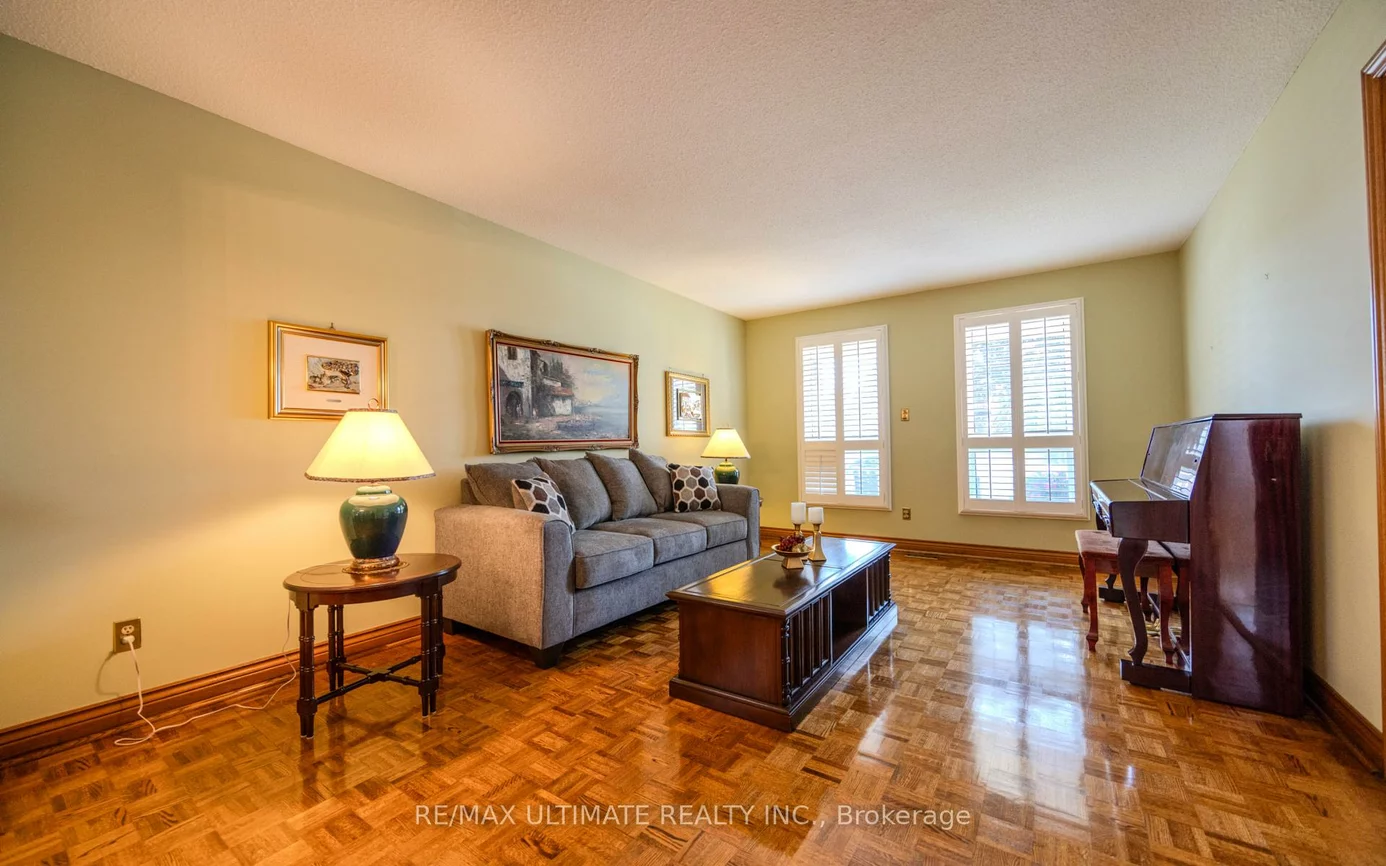 7, Marker, York University Heights, Toronto