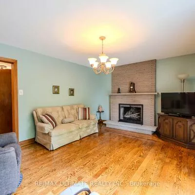 7, Marker, York University Heights, Toronto
